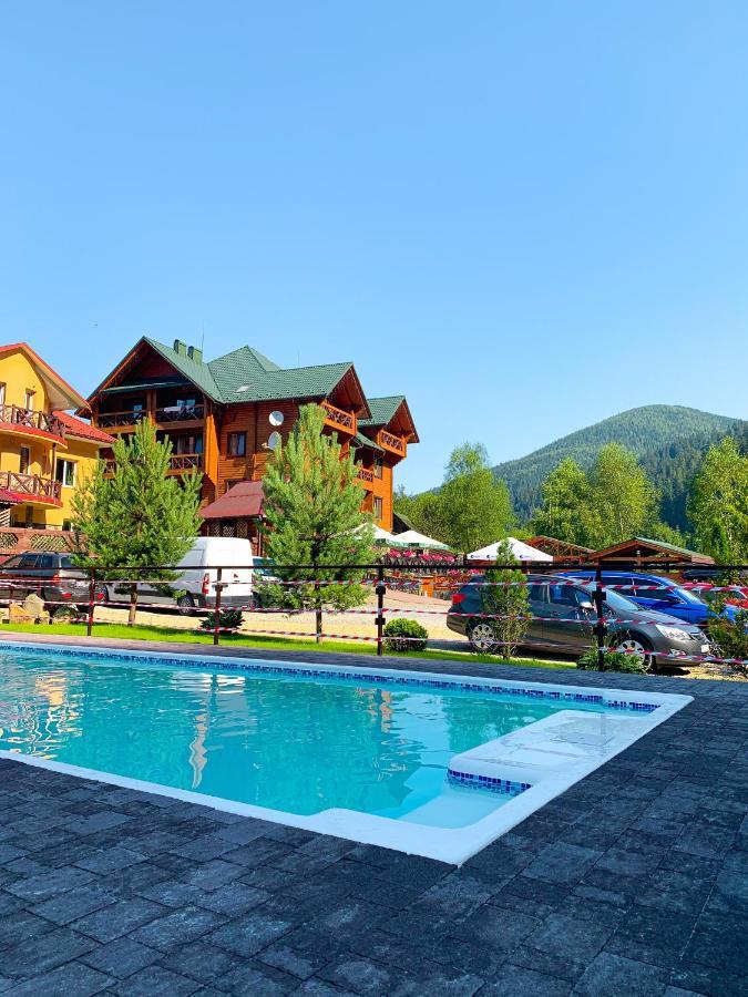 Forest House Tatariv Ngoại thất bức ảnh