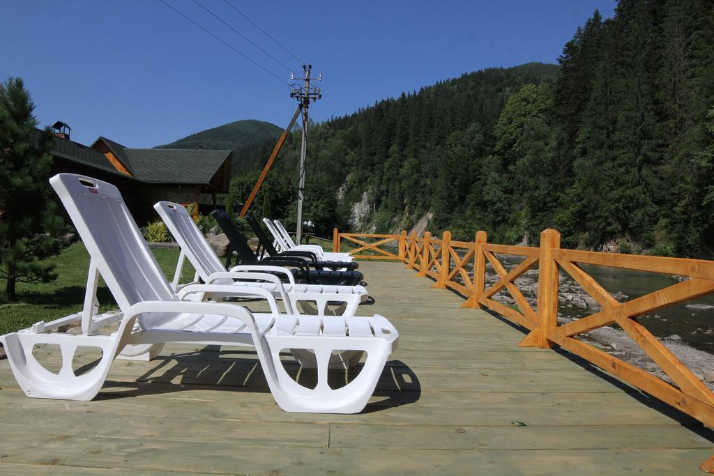 Forest House Tatariv Ngoại thất bức ảnh