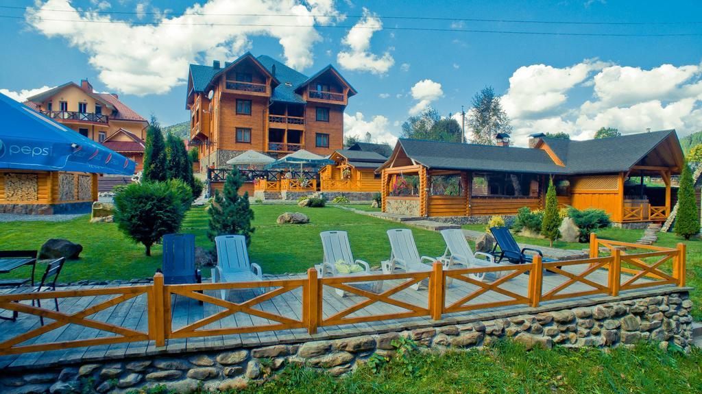 Forest House Tatariv Ngoại thất bức ảnh