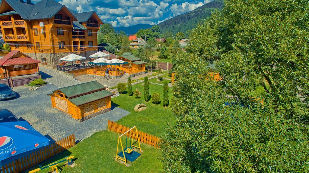 Forest House Tatariv Ngoại thất bức ảnh